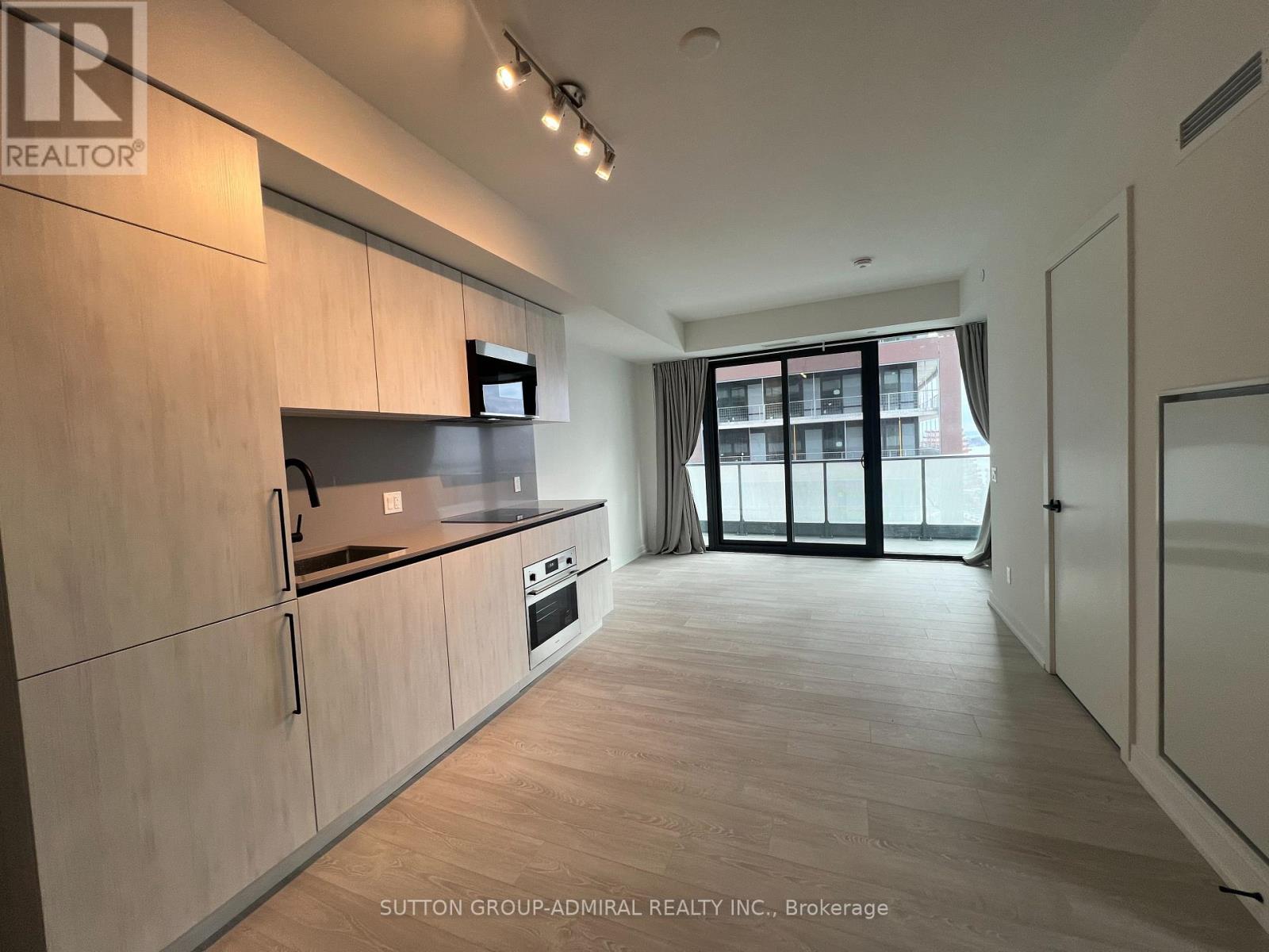 1904 - 35 Parliament Street, Toronto, Ontario  M5A 1G1 - Photo 3 - C12708728