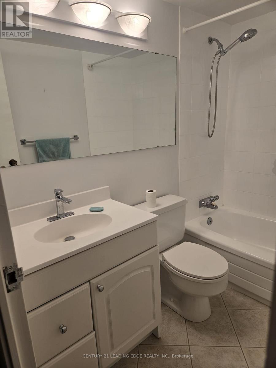 801 - 350 Seneca Hill Drive, Toronto, Ontario  M2J 4S7 - Photo 3 - C12708838