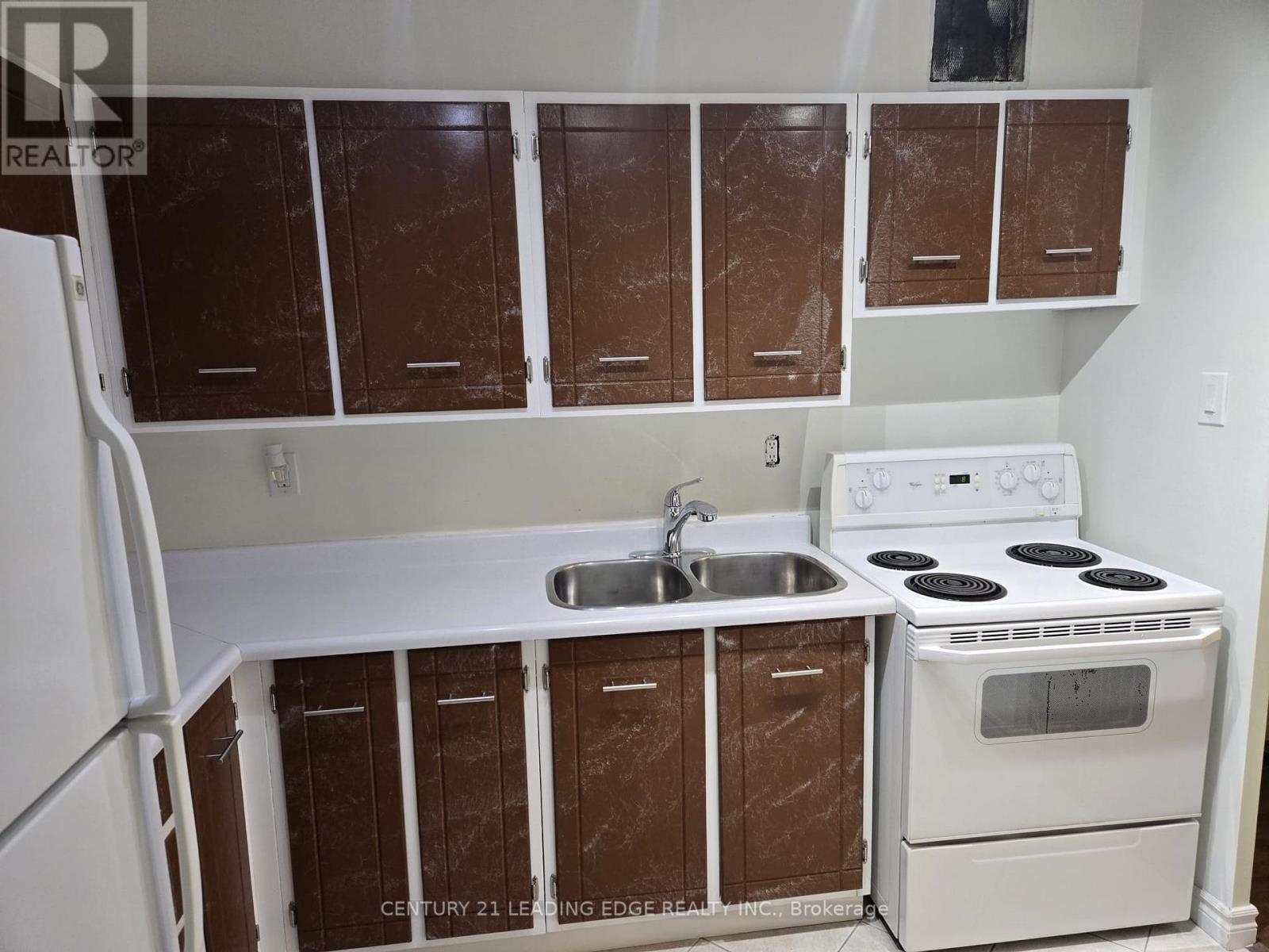 801 - 350 Seneca Hill Drive, Toronto, Ontario  M2J 4S7 - Photo 5 - C12708838