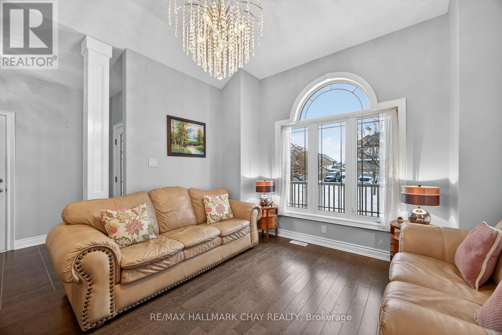 60 Brownley Lane, Essa, Ontario  L3W 0P9 - Photo 7 - N12708616