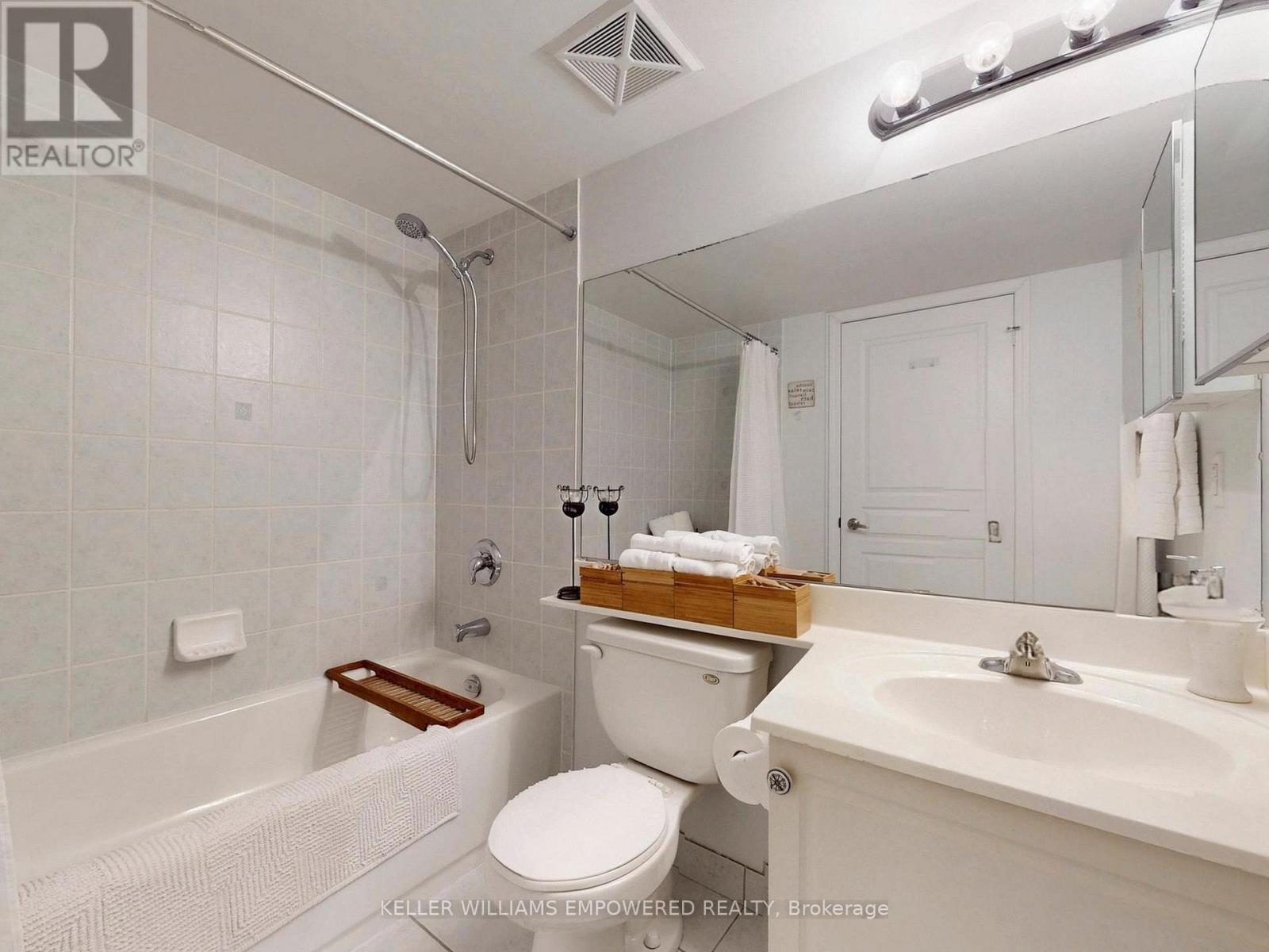 207 - 330 Red Maple Road E, Richmond Hill, Ontario  L4C 0T6 - Photo 20 - N12708644