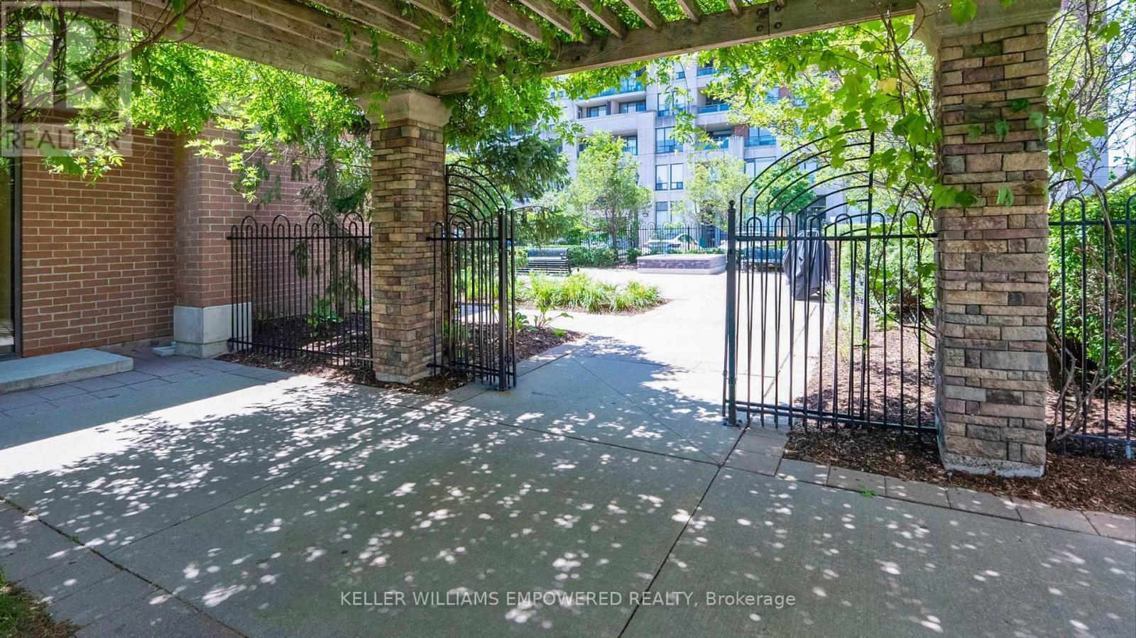 207 - 330 Red Maple Road E, Richmond Hill, Ontario  L4C 0T6 - Photo 34 - N12708644