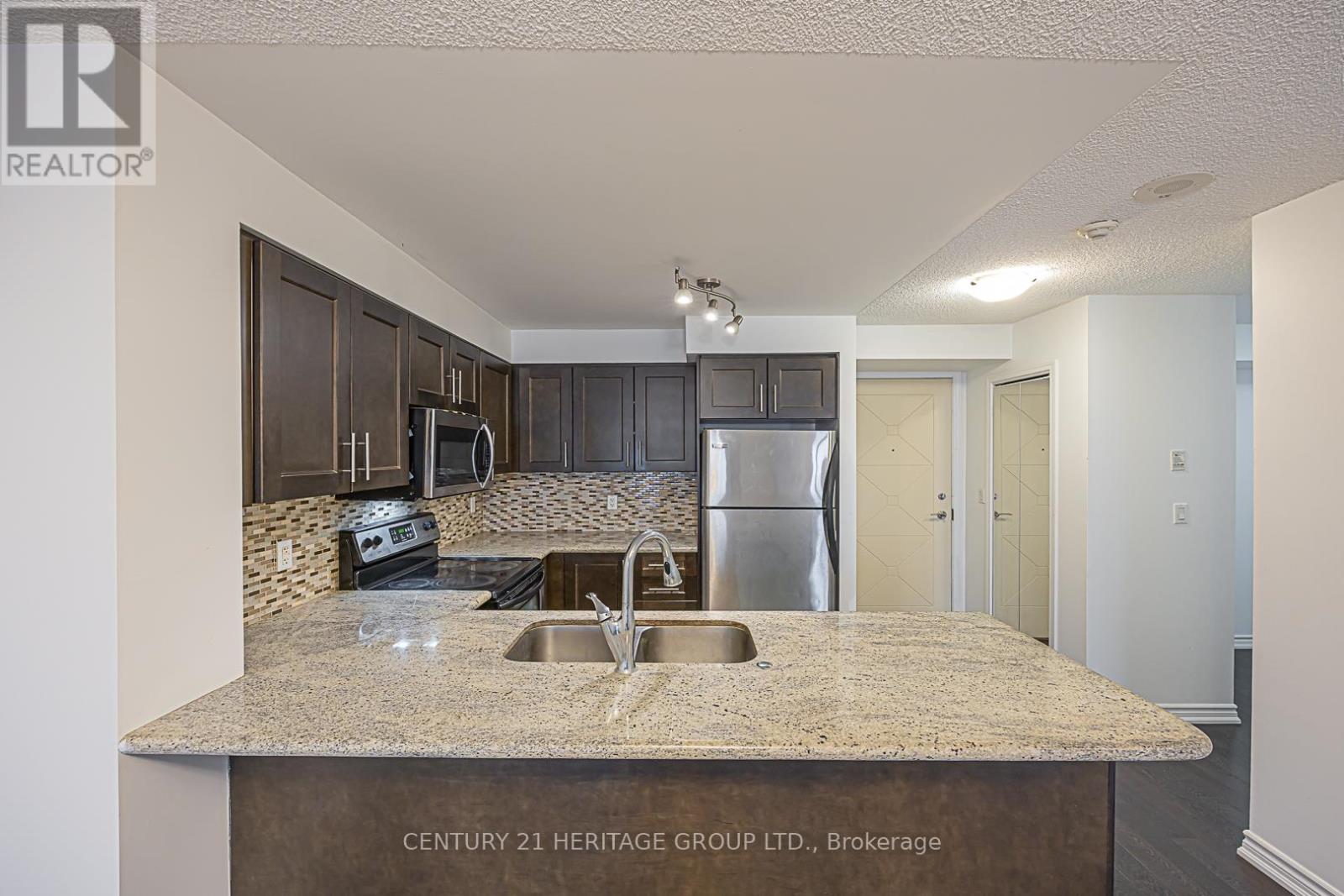 818 - 18 Harding Boulevard, Richmond Hill, Ontario  L4C 0T3 - Photo 11 - N12708662