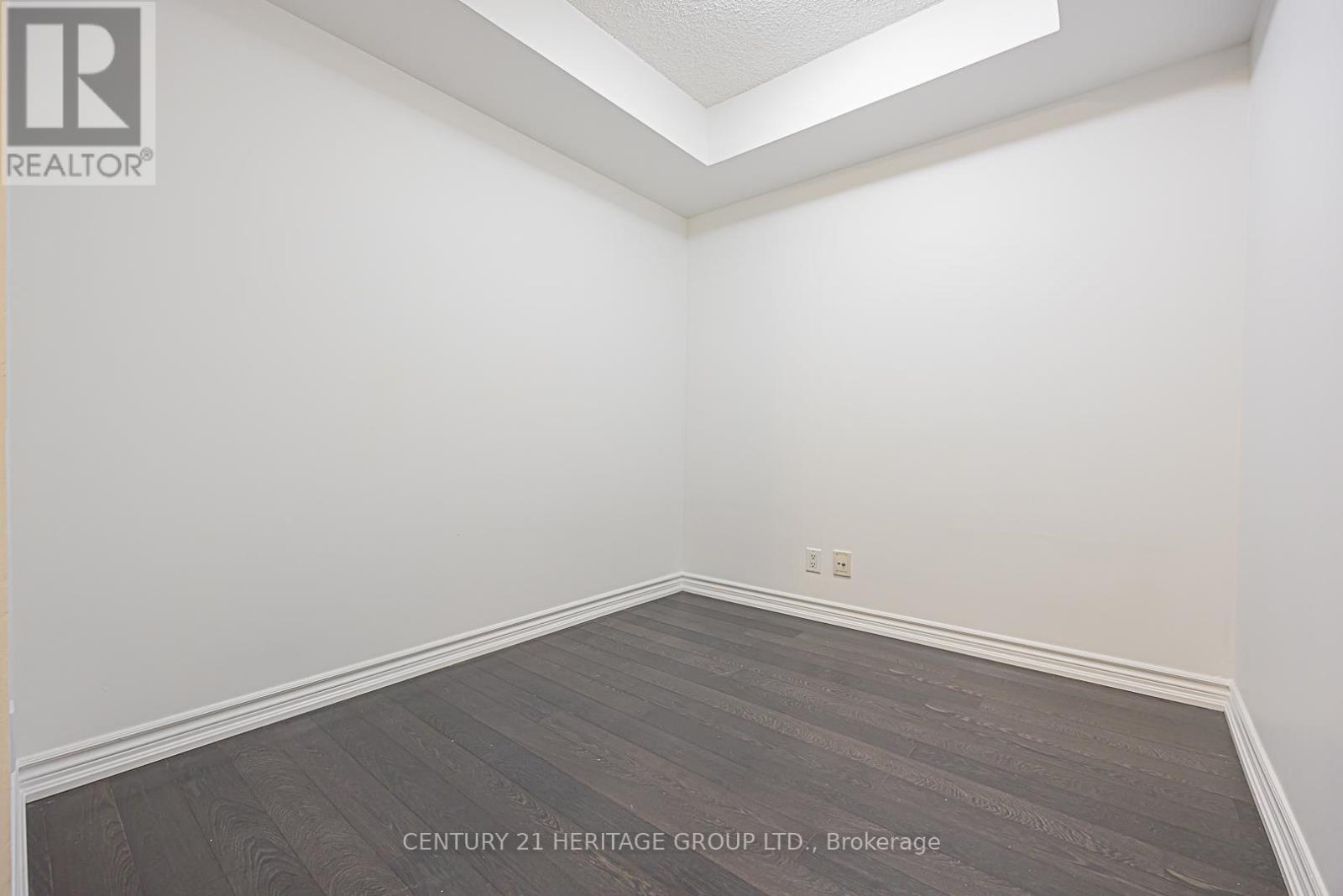 818 - 18 Harding Boulevard, Richmond Hill, Ontario  L4C 0T3 - Photo 9 - N12708662