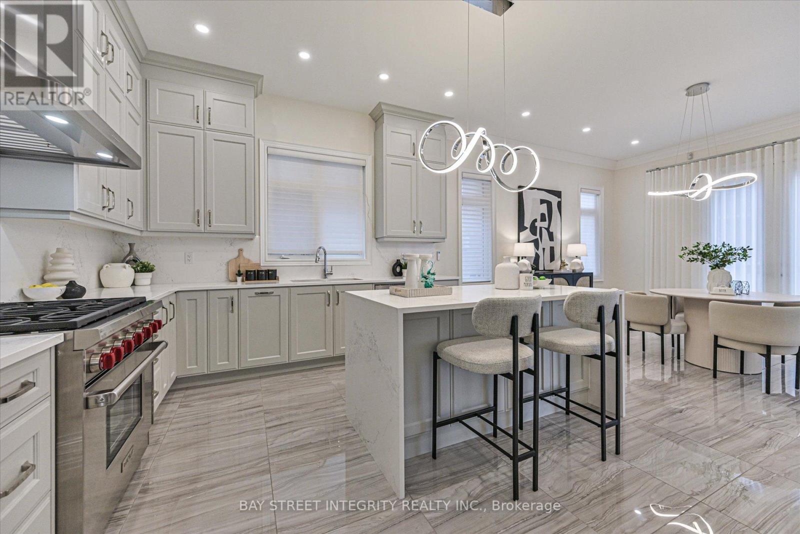 17 Red Giant Street, Richmond Hill, Ontario  L4C 4Z1 - Photo 13 - N12708758