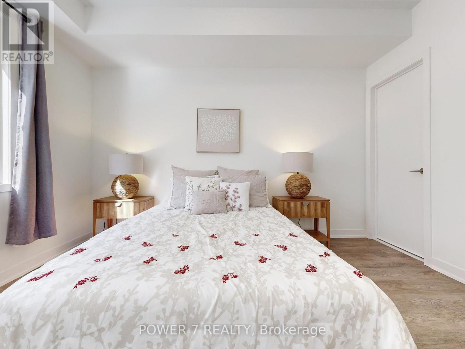 1009 - 14 David Eyer Road, Richmond Hill, Ontario  L4S 0N4 - Photo 18 - N12708760