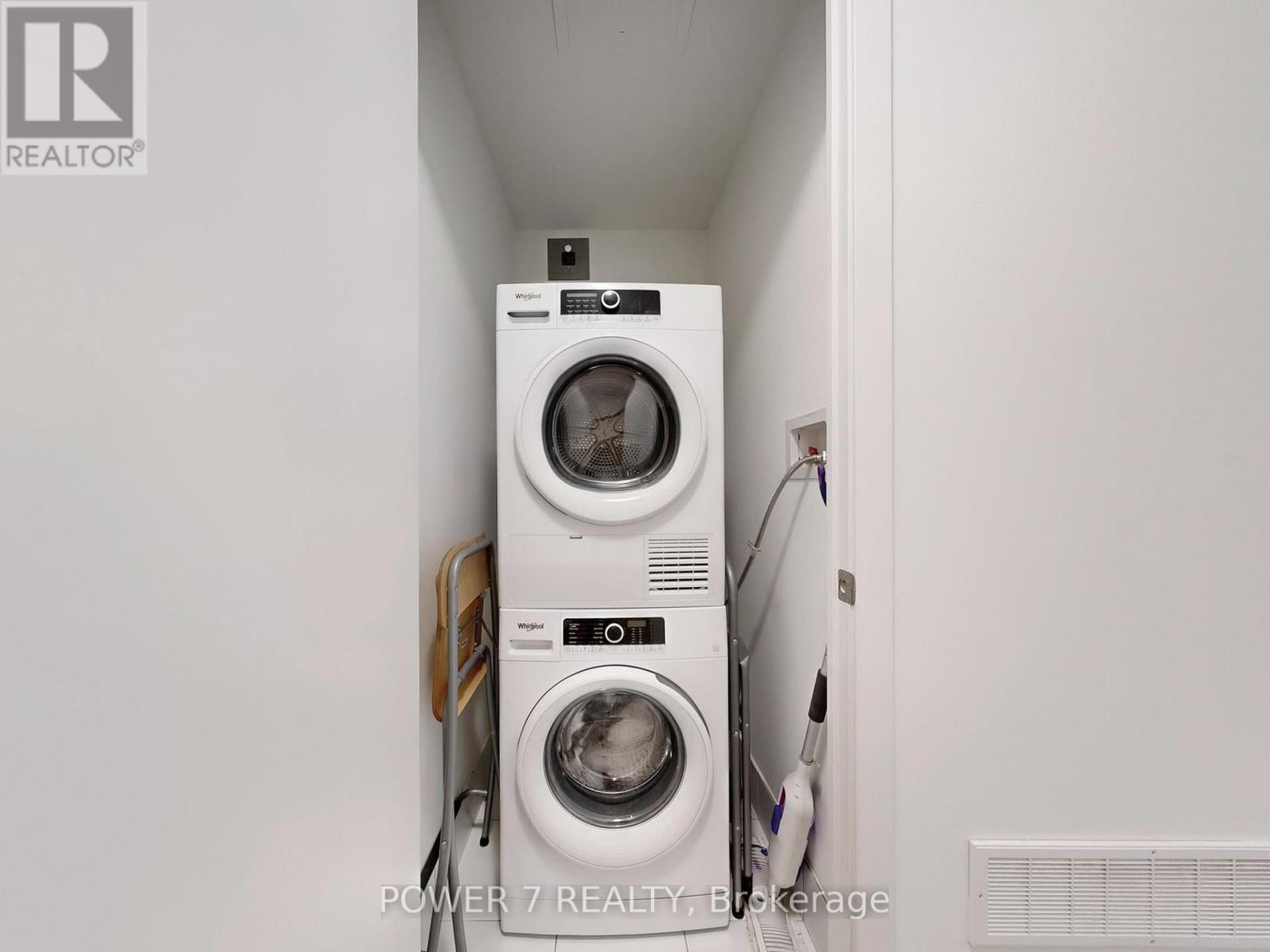 1009 - 14 David Eyer Road, Richmond Hill, Ontario  L4S 0N4 - Photo 26 - N12708760