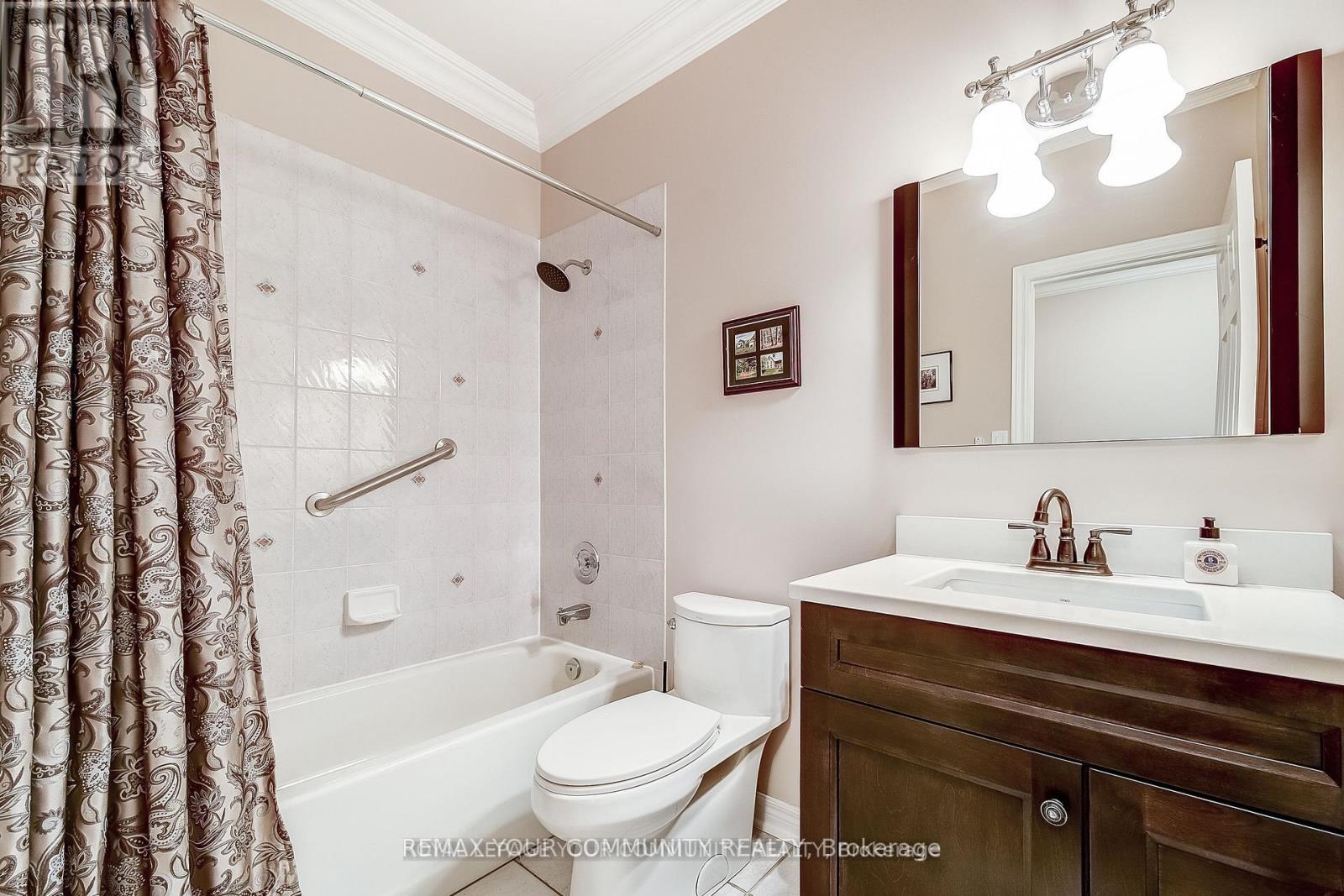 53 David Willson Trail, East Gwillimbury (Sharon), Ontario  L0G 1V0 - Photo 21 - N12708878