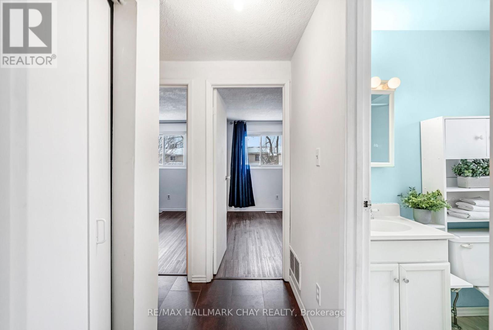 28 Wilde Place, Barrie, Ontario  L4N 4W7 - Photo 21 - S12708740