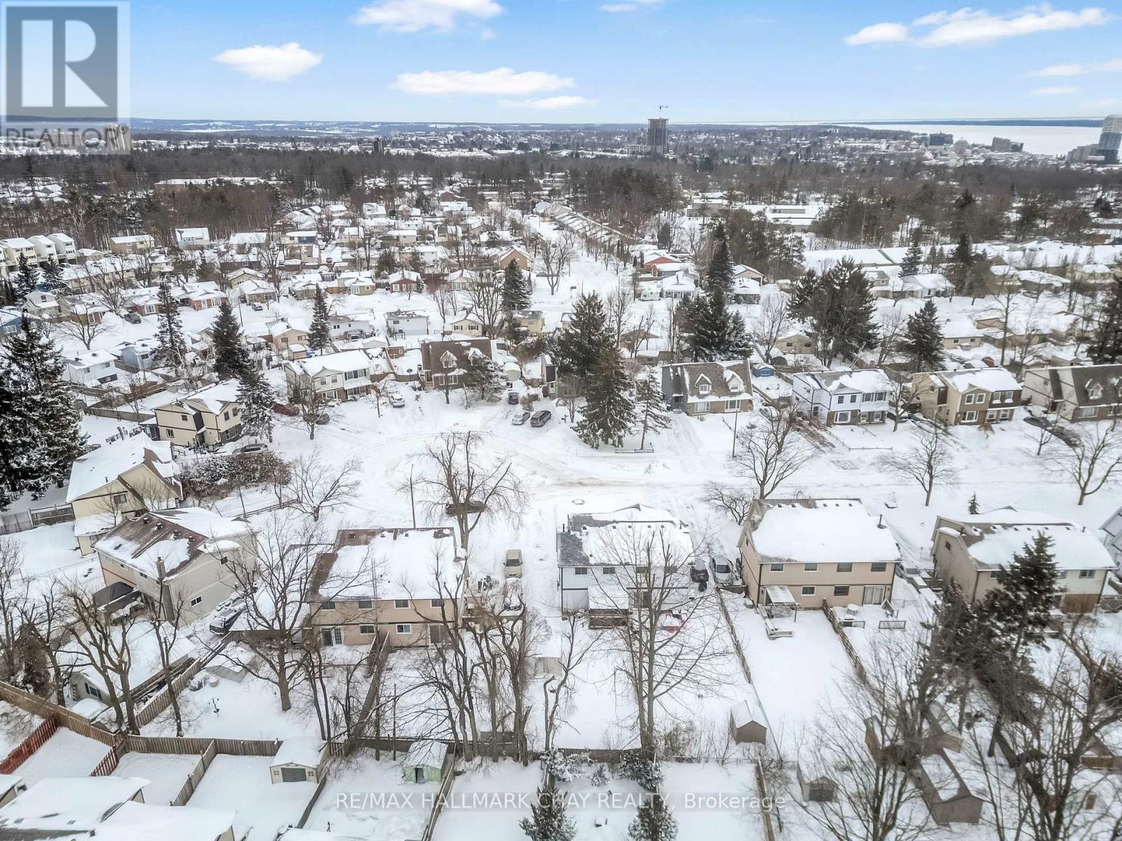 28 Wilde Place, Barrie, Ontario  L4N 4W7 - Photo 42 - S12708740