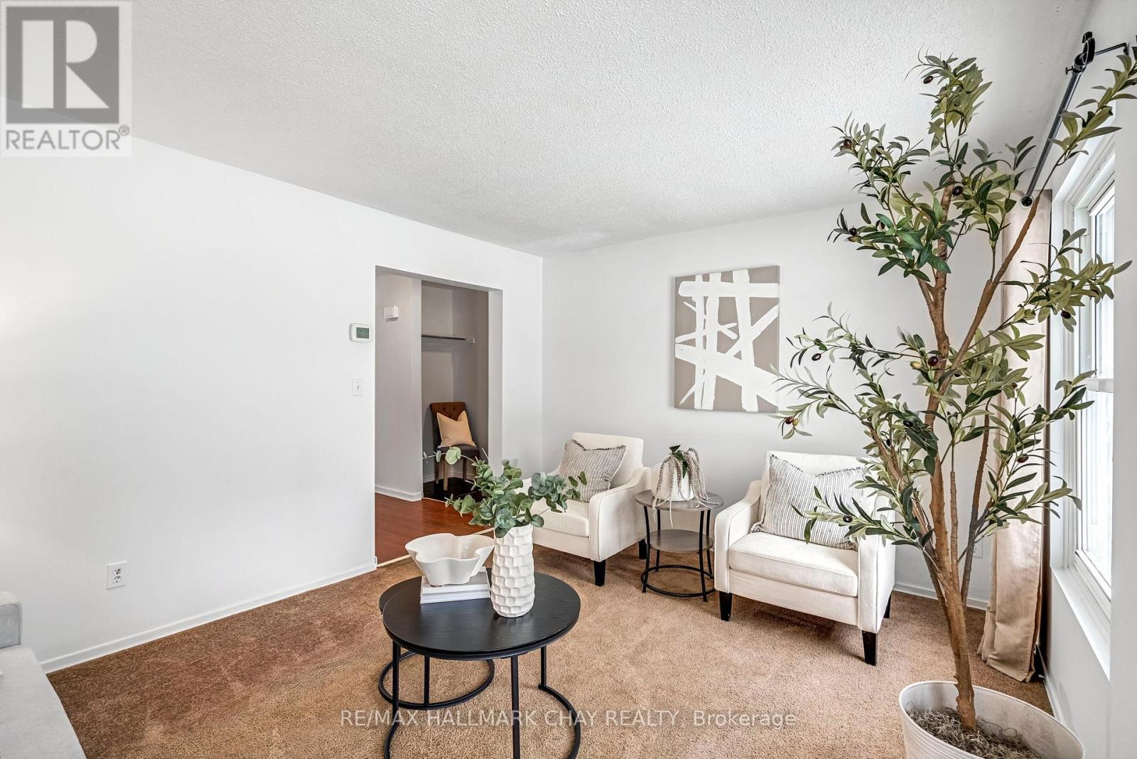 28 Wilde Place, Barrie, Ontario  L4N 4W7 - Photo 7 - S12708740