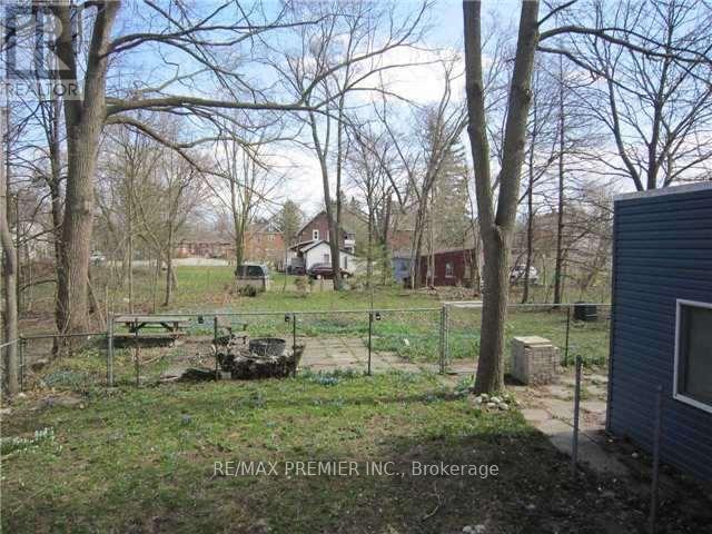 55 Henry Street, Barrie (0 East), Ontario  L4N 1C6 - Photo 10 - S12708898