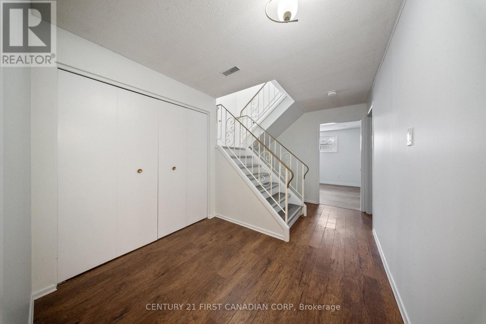 6 Spartan Drive, Brantford, Ontario  N3R 6C7 - Photo 17 - X12697724