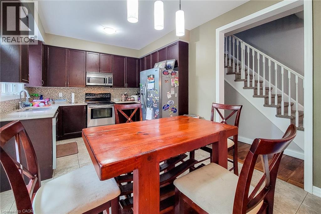 128 Montreal Circle, Stoney Creek, Ontario  L8E 0C8 - Photo 18 - 40799462