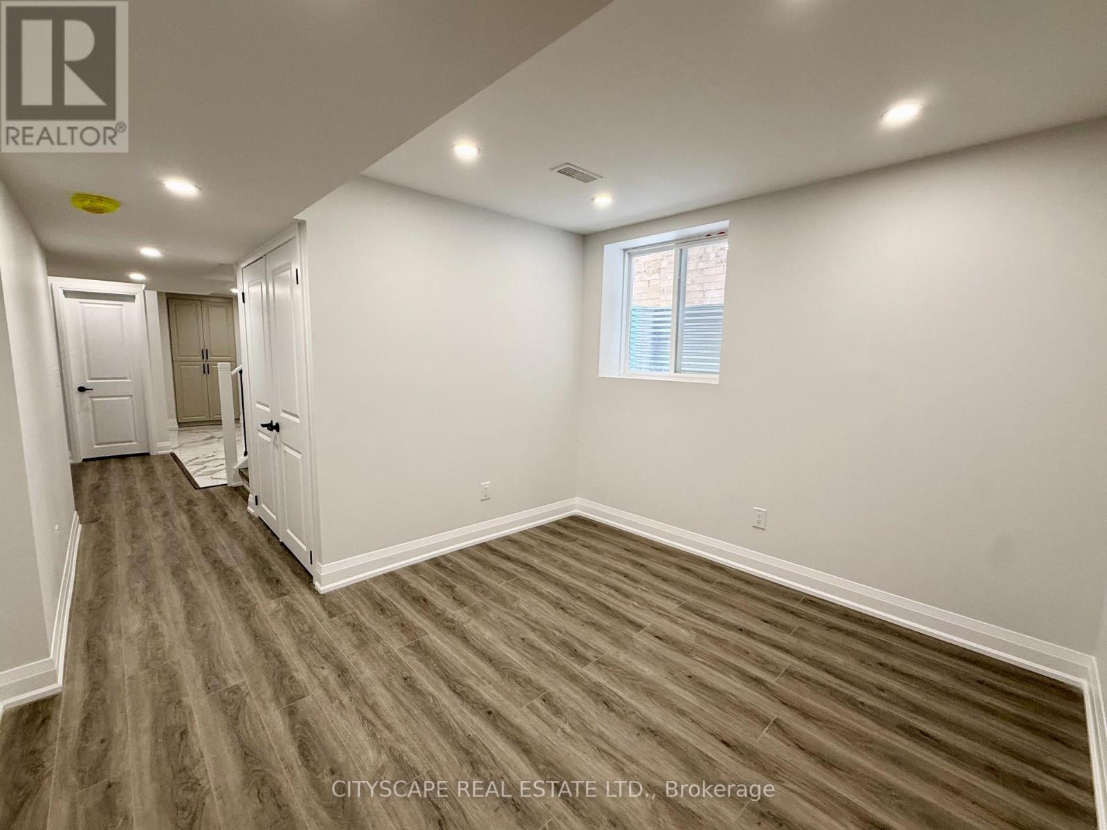 Basement - 5582 Meadowcrest Avenue, Mississauga, Ontario  L5M 0V1 - Photo 15 - W12708658