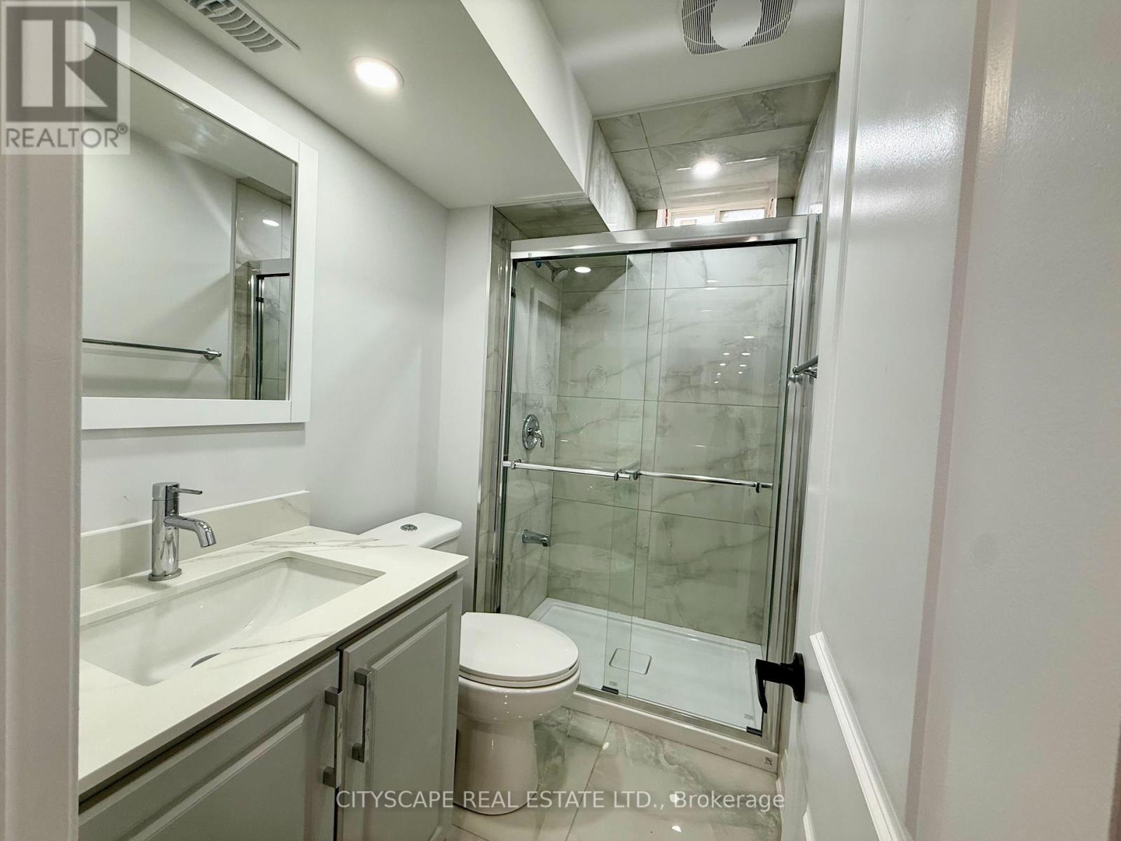 Basement - 5582 Meadowcrest Avenue, Mississauga, Ontario  L5M 0V1 - Photo 9 - W12708658