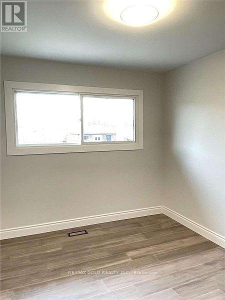 1196 Stanley Drive, Burlington, Ontario  L7P 2K8 - Photo 6 - W12708814