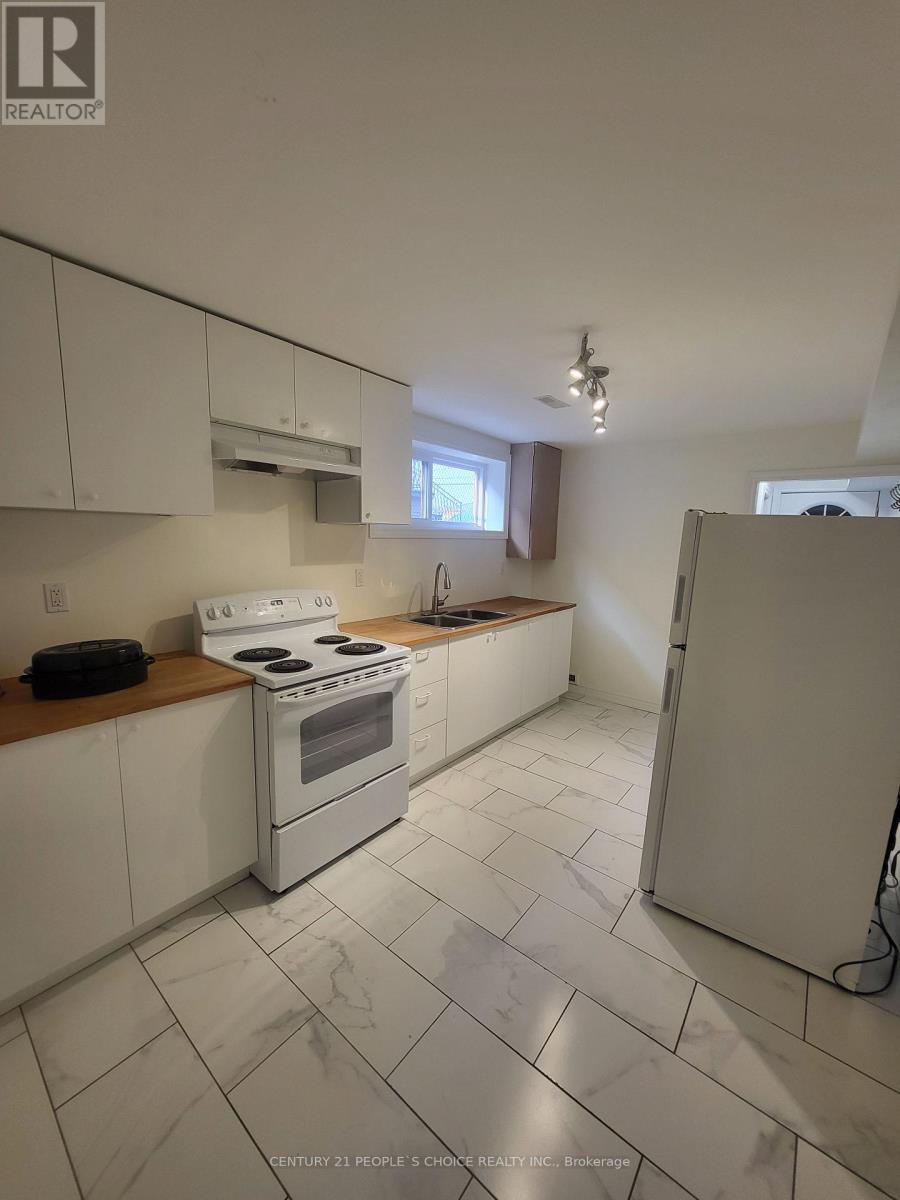 Bsmt - 146 Duncanwoods Drive, Toronto, Ontario  M9L 2E3 - Photo 2 - W12708902