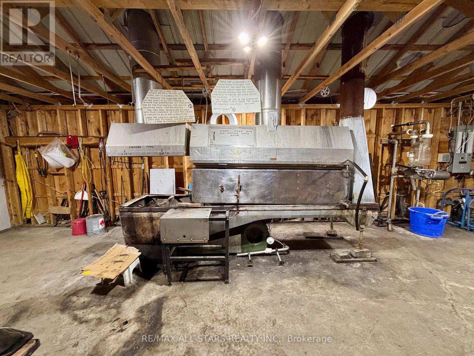 14200 Sideroad 18, Brock, Ontario  L0C 1H0 - Photo 11 - N12463490