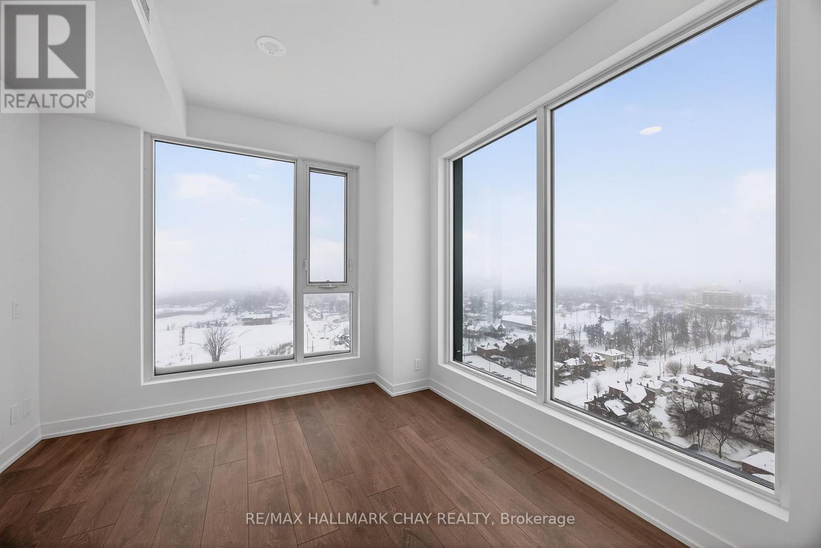 1902 - 39 Mary Street, Barrie, Ontario  L4N 1S9 - Photo 8 - S12708472