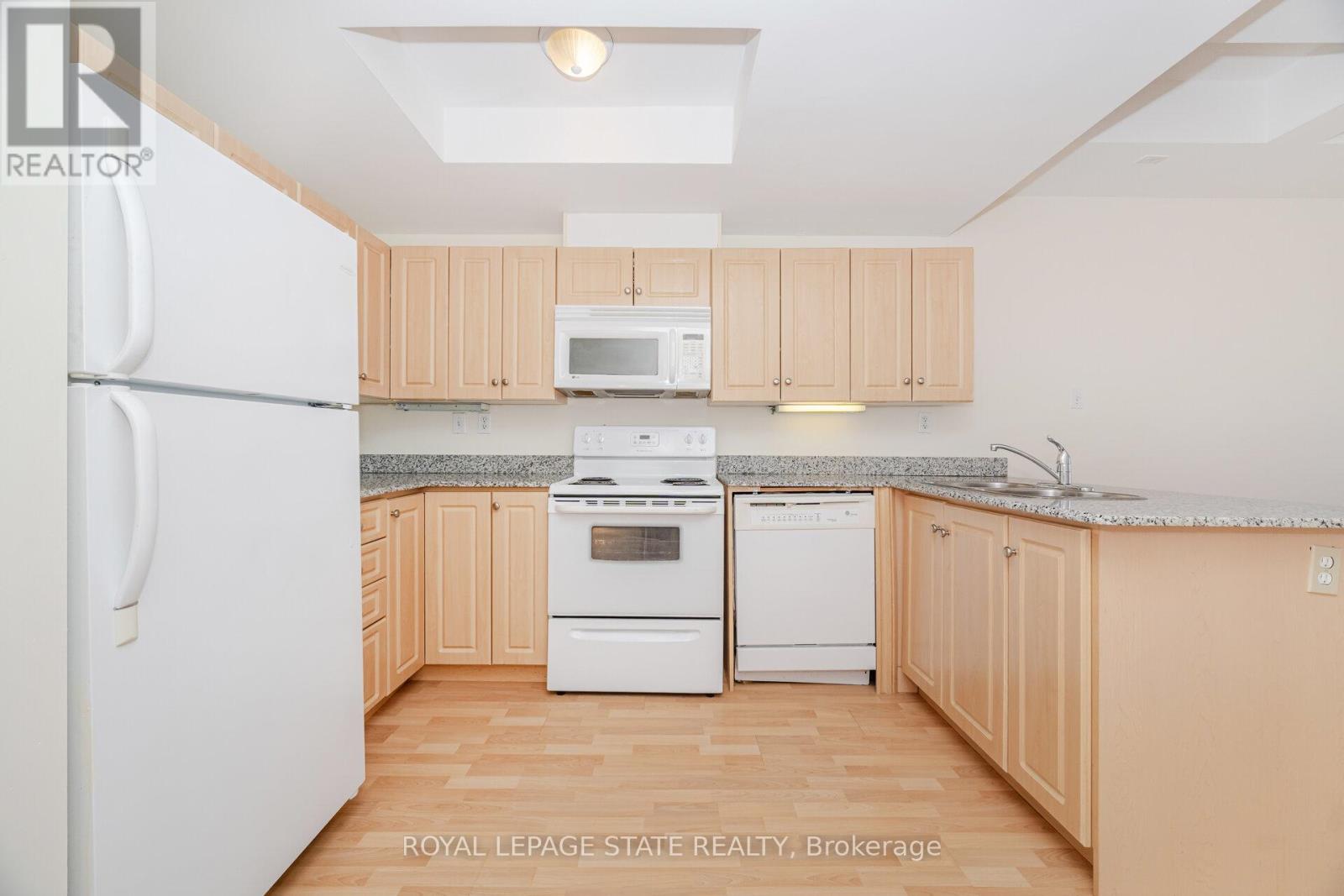 1605 - 135 James Street S, Hamilton, Ontario  L8P 2Z6 - Photo 9 - X12708876