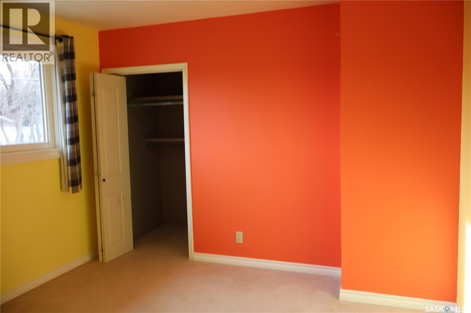 2 2nd Street E, Willow Bunch, Saskatchewan  S0H 4K0 - Photo 16 - SK027031