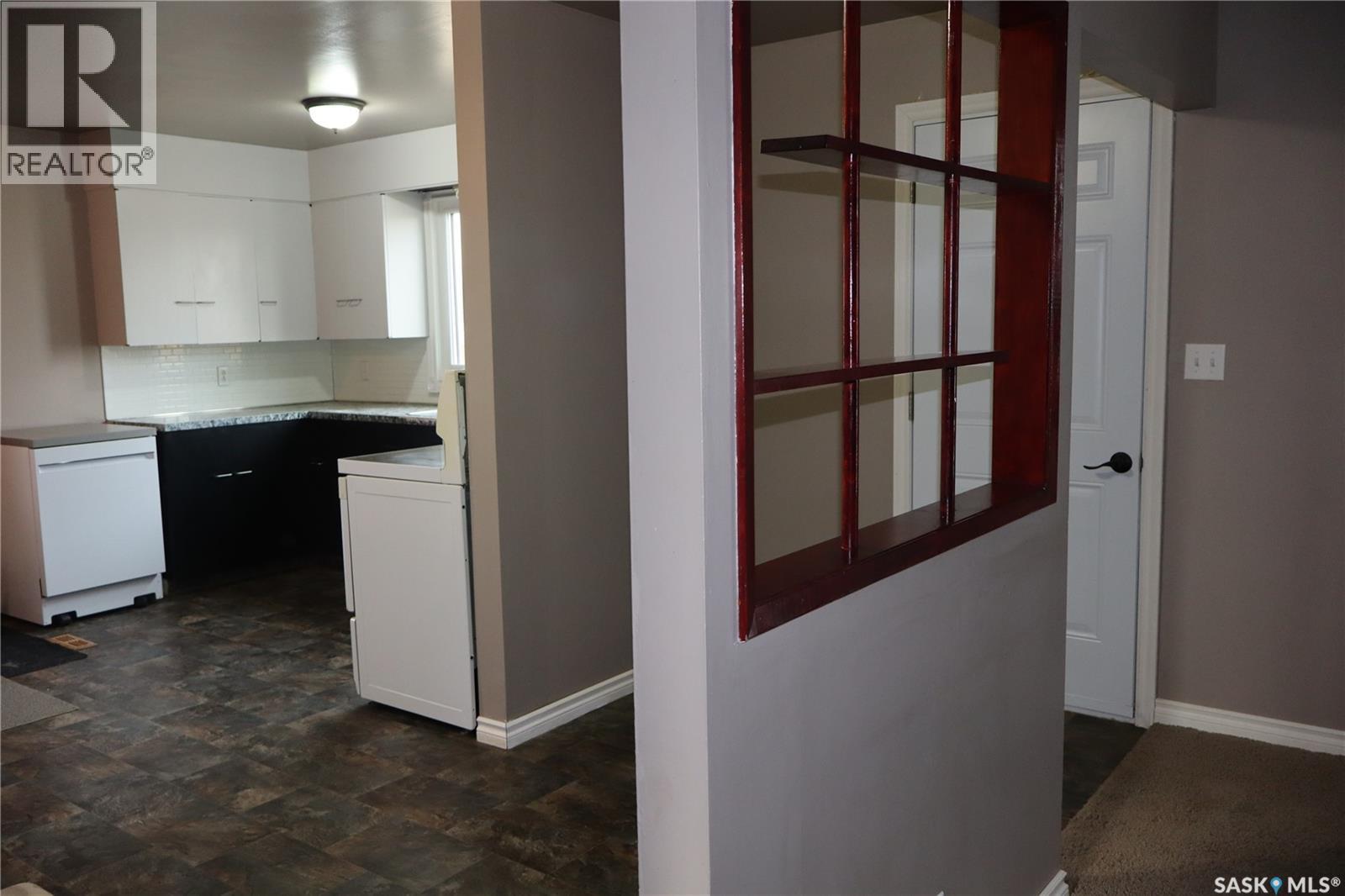 2 2nd Street E, Willow Bunch, Saskatchewan  S0H 4K0 - Photo 19 - SK027031