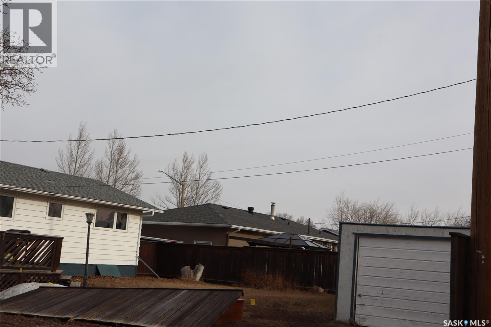 2 2nd Street E, Willow Bunch, Saskatchewan  S0H 4K0 - Photo 31 - SK027031