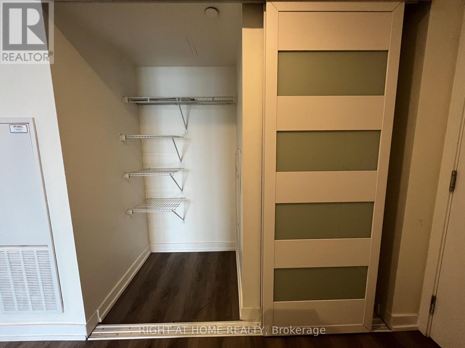 1405 - 6 Sonic Way, Toronto, Ontario  M3C 0P1 - Photo 14 - C12701072