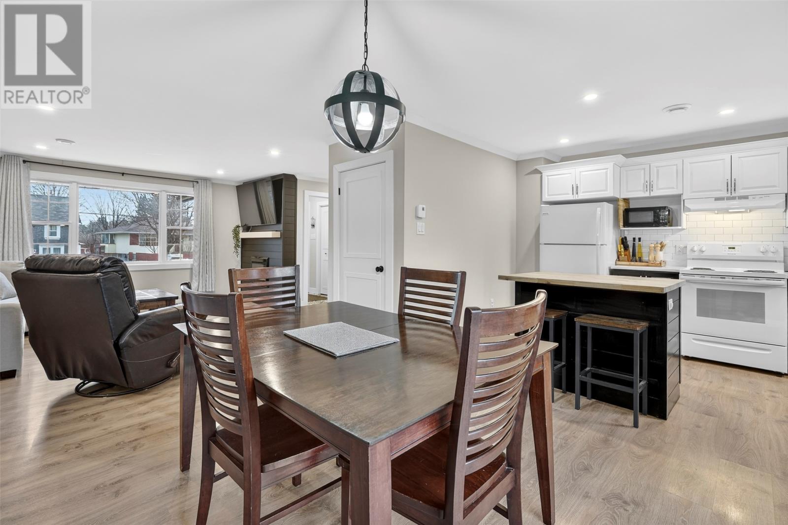 38 Cross Road, Bay Roberts, Newfoundland & Labrador  A0A 1G0 - Photo 11 - 1293817