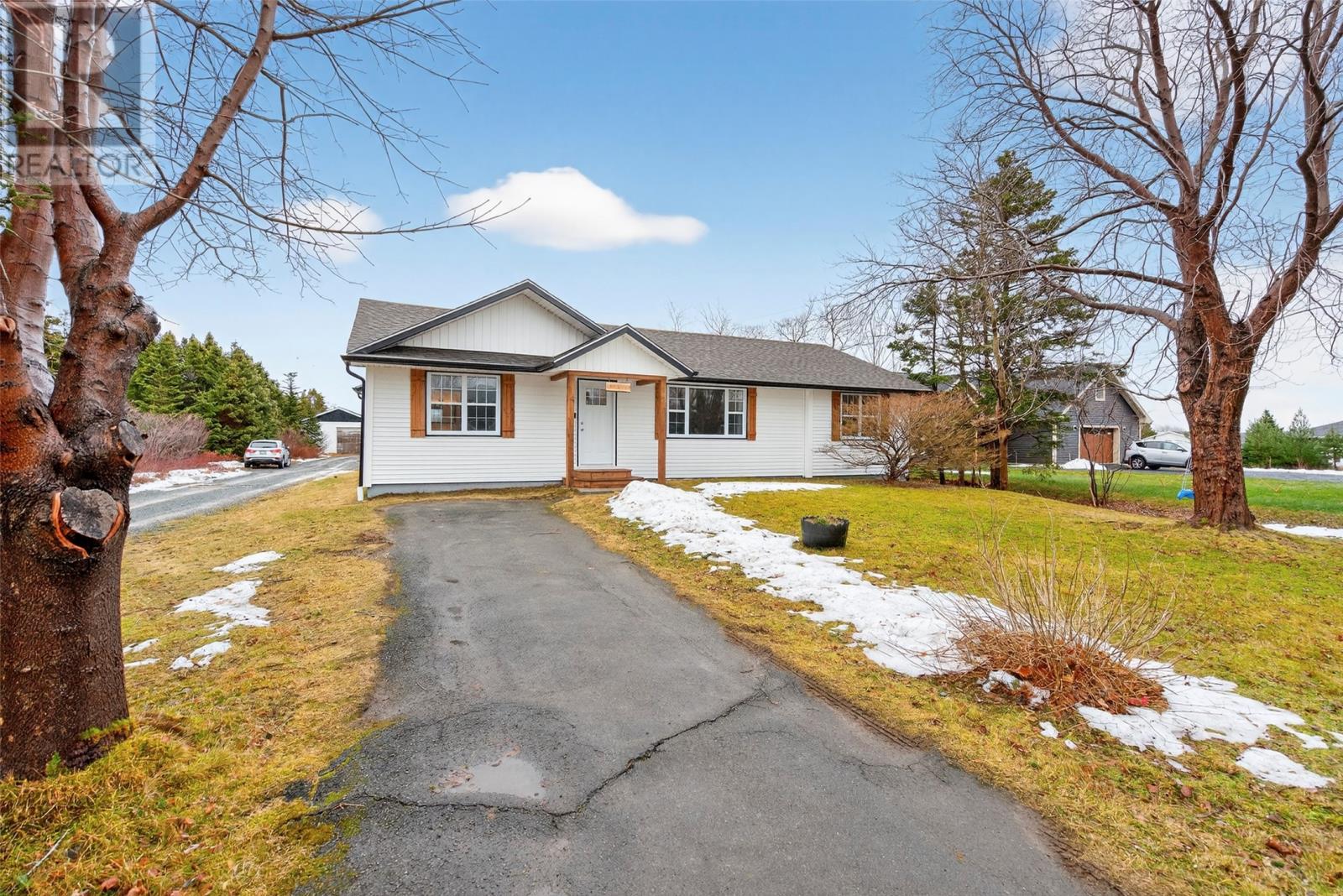 38 Cross Road, Bay Roberts, Newfoundland & Labrador  A0A 1G0 - Photo 2 - 1293817