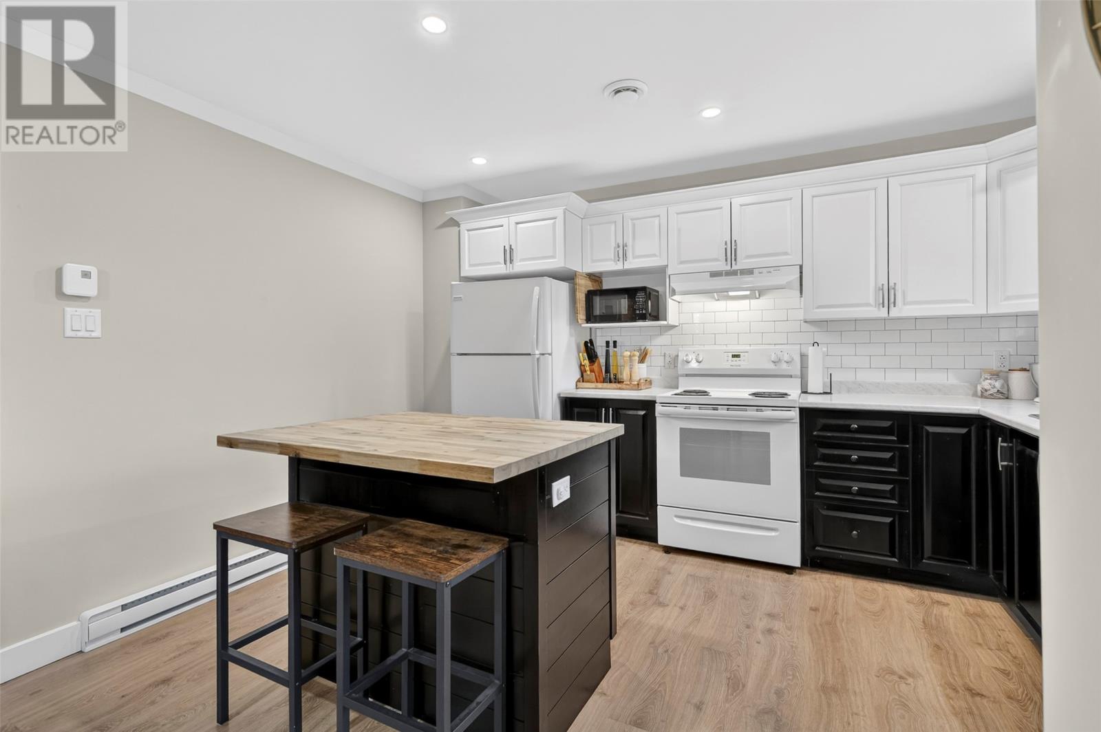 38 Cross Road, Bay Roberts, Newfoundland & Labrador  A0A 1G0 - Photo 8 - 1293817