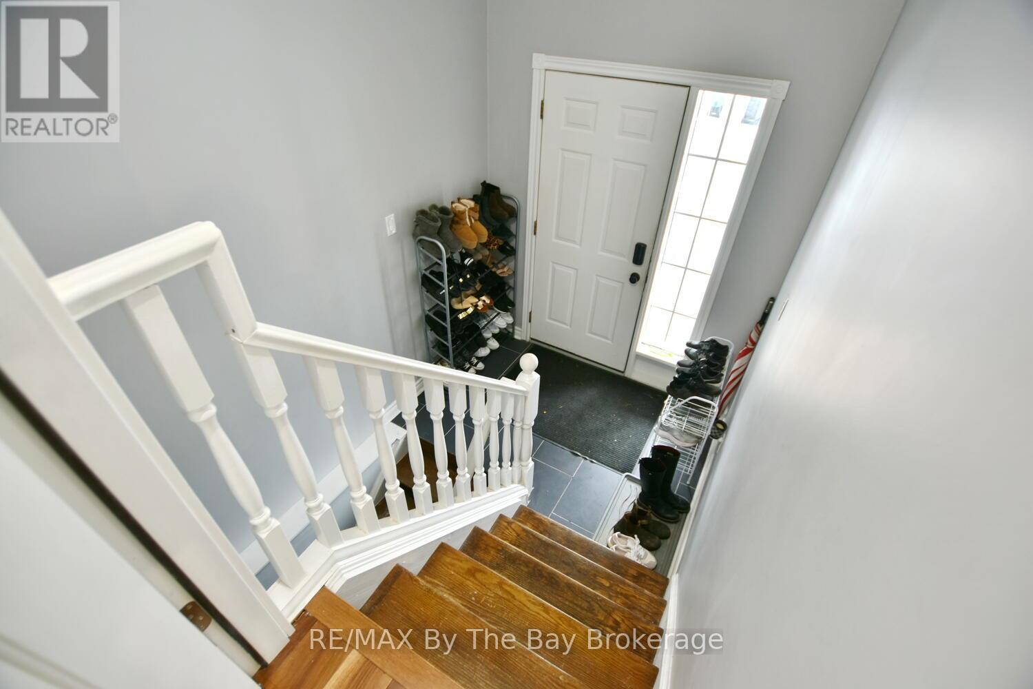 41 Wesley Avenue, Wasaga Beach, Ontario  L9Z 1C8 - Photo 18 - S12544016