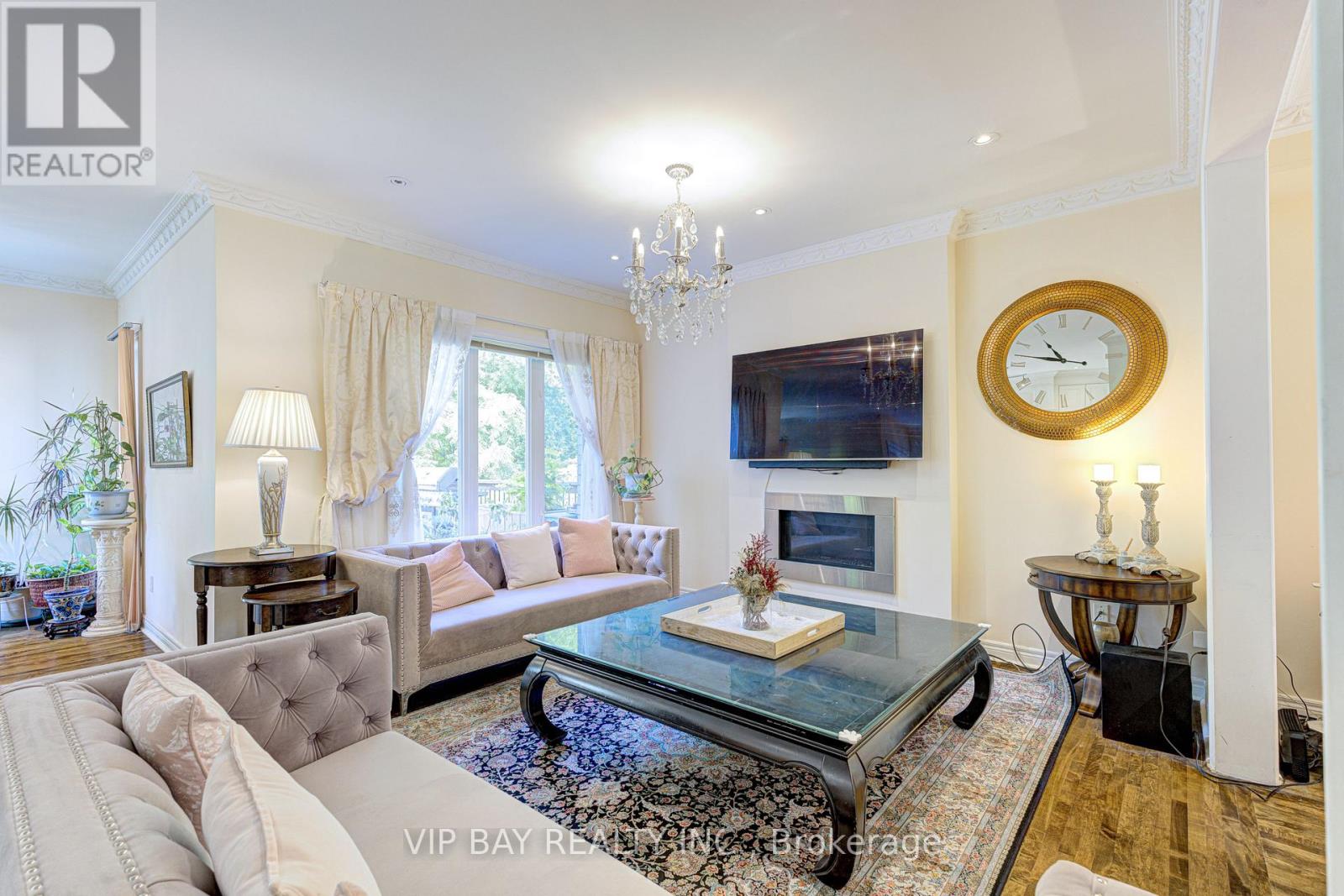 104 Melbourne Drive, Richmond Hill, Ontario  L4S 2G7 - Photo 12 - N12684198