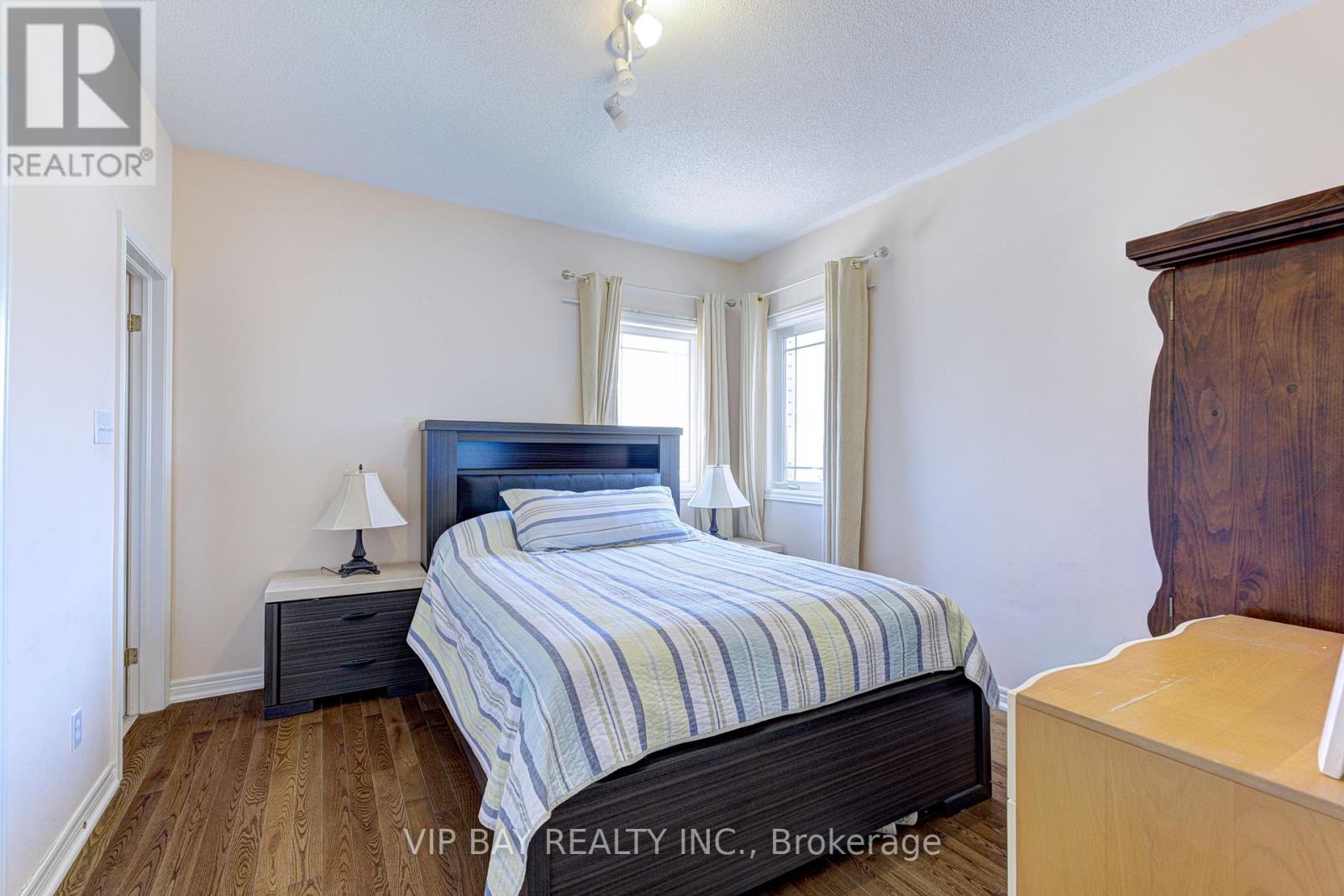 104 Melbourne Drive, Richmond Hill, Ontario  L4S 2G7 - Photo 25 - N12684198