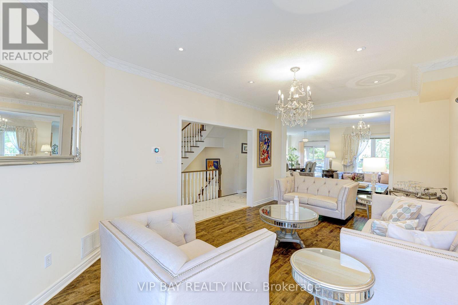 104 Melbourne Drive, Richmond Hill, Ontario  L4S 2G7 - Photo 9 - N12684198