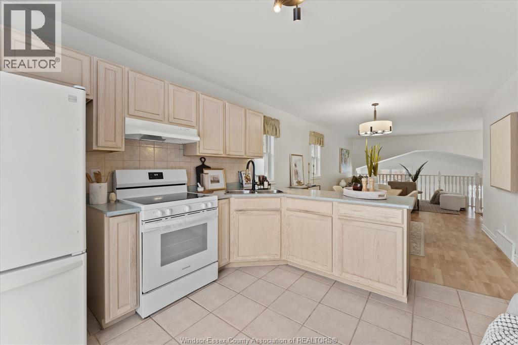 3443 Treeline, Windsor, Ontario  N8R 2A3 - Photo 13 - 26001419