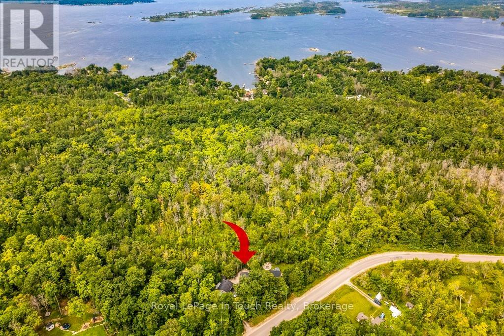 36 Meadows Avenue, Tay, Ontario  L0K 2C0 - Photo 20 - S12709006