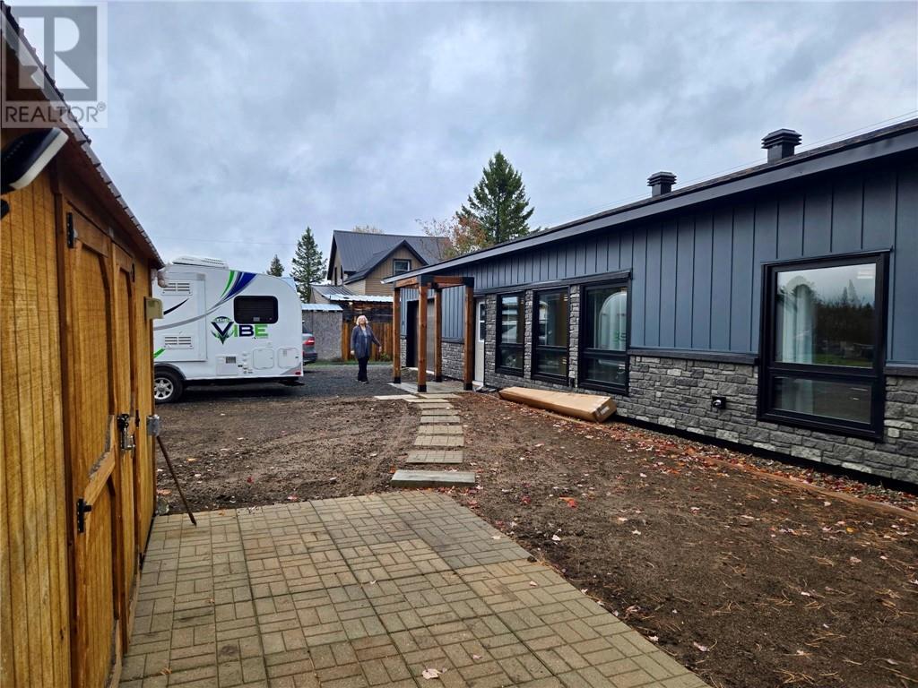 515 Hwy 17, Mckerrow, Ontario  P0P 1M0 - Photo 35 - 2126116