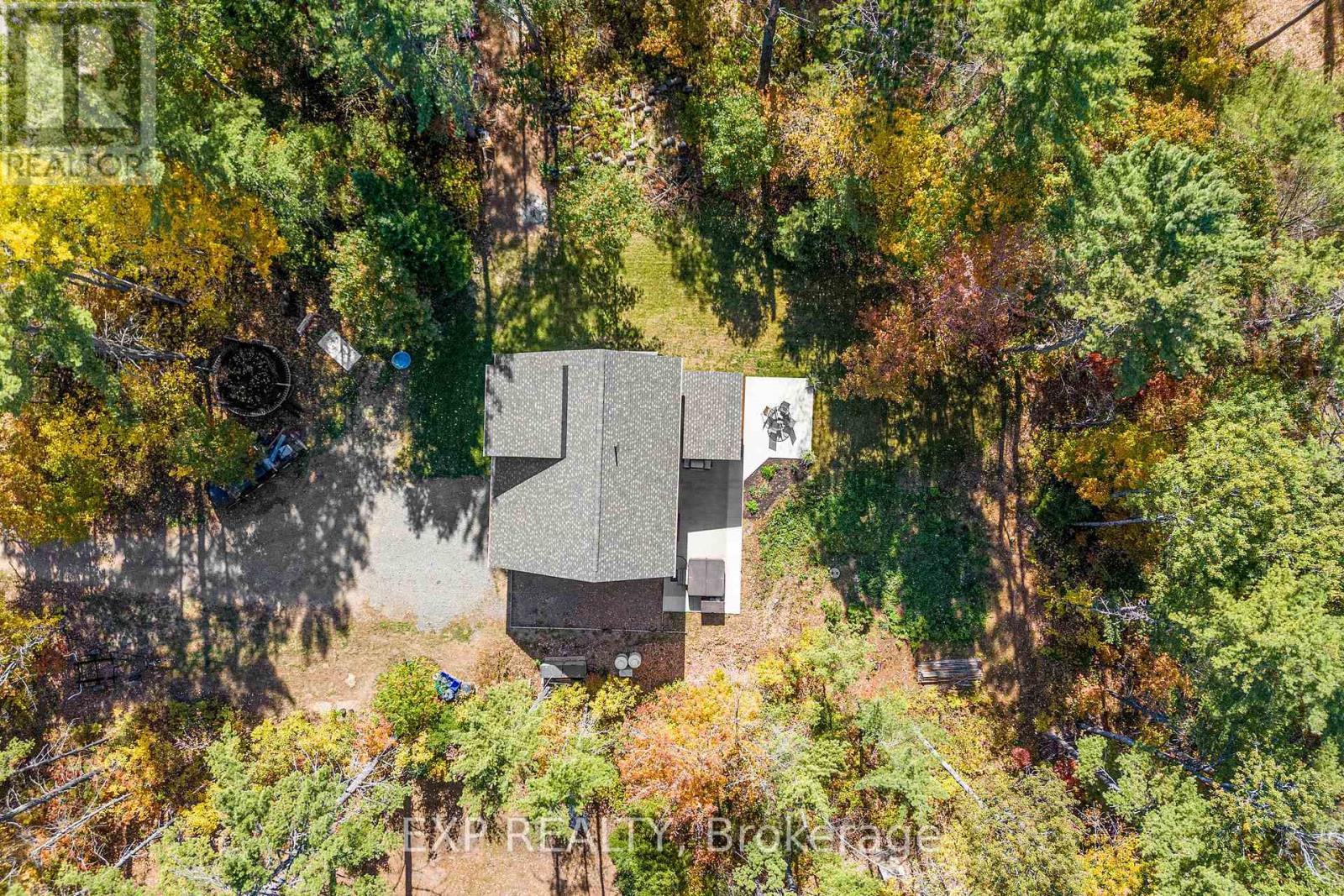 427 Paugh Lake Road, Madawaska Valley, Ontario  K0J 1B0 - Photo 6 - X12456801