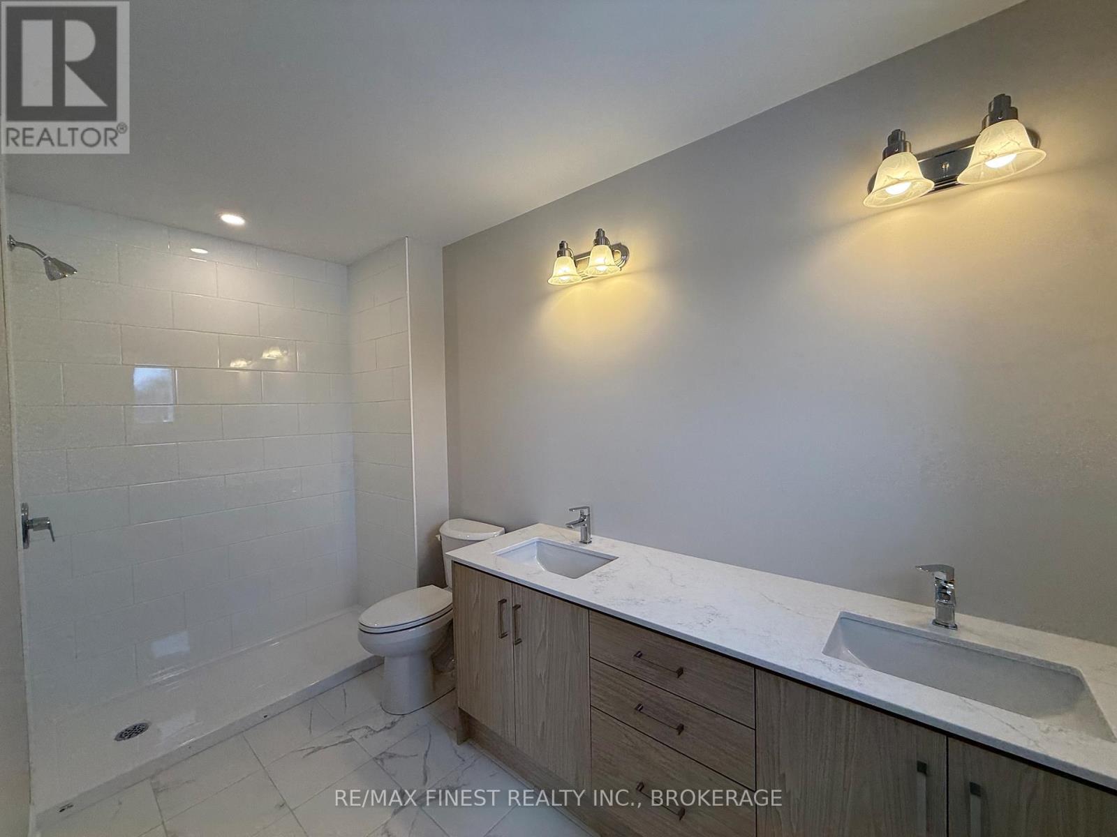 193 Heritage Park Drive, Greater Napanee, Ontario  K7R 3X8 - Photo 7 - X12708950