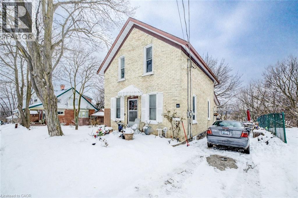 105 St George Street, Kitchener, Ontario  N2G 2T2 - Photo 2 - 40799171