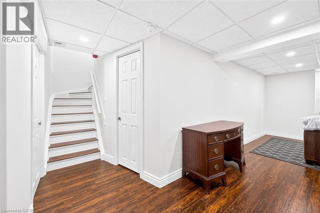 40 Hedge Lawn Drive, Grimsby, Ontario  L3M 5G9 - Photo 35 - 40799422