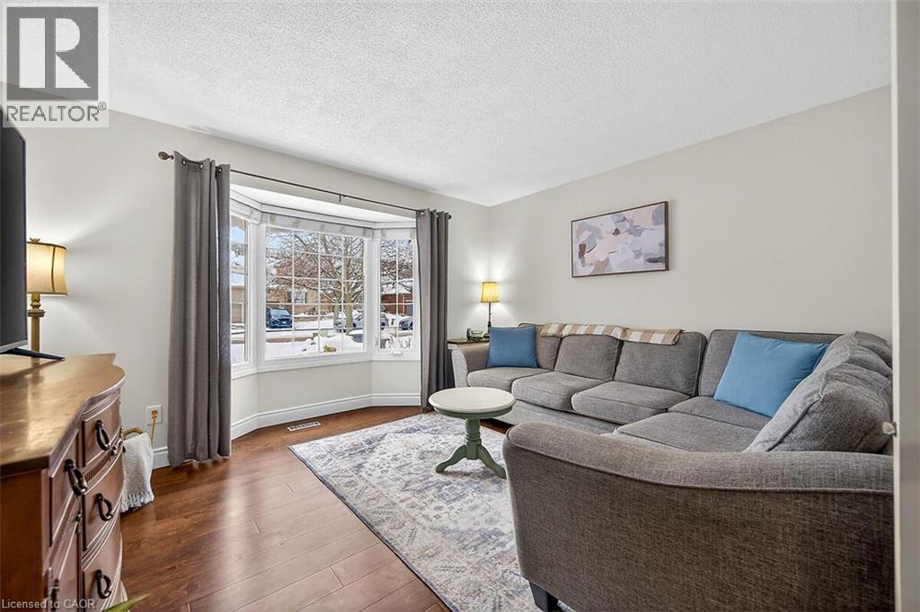 40 Hedge Lawn Drive, Grimsby, Ontario  L3M 5G9 - Photo 19 - 40799422