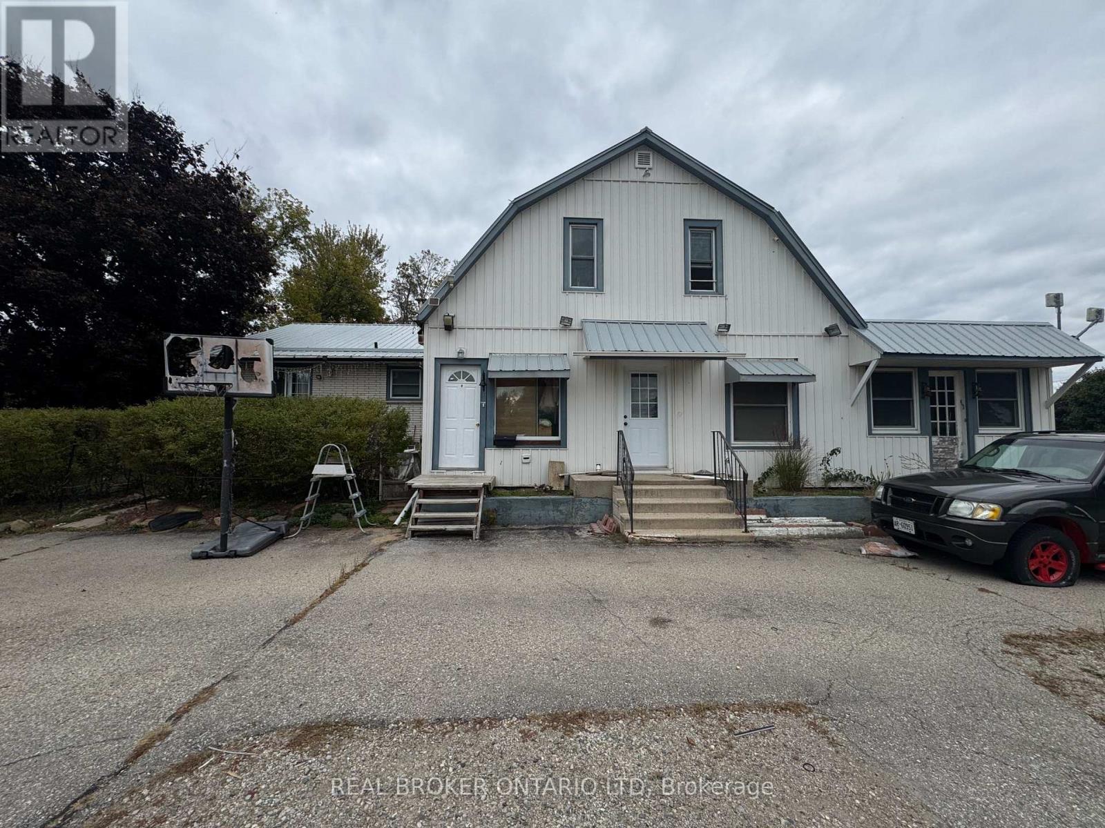 30 - 2 Norfolk County Road S, Norfolk, Ontario  N4G 4G9 - Photo 12 - X12708910