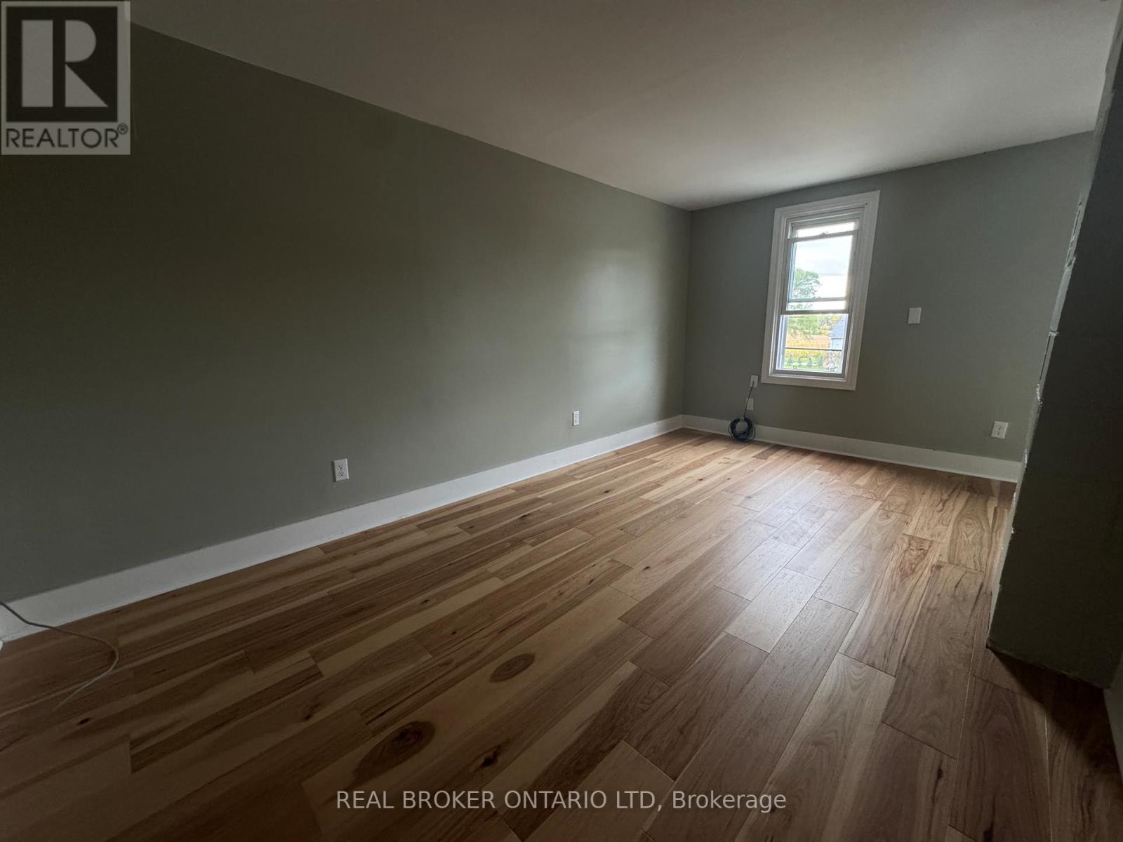 30 - 2 Norfolk County Road S, Norfolk, Ontario  N4G 4G9 - Photo 7 - X12708910