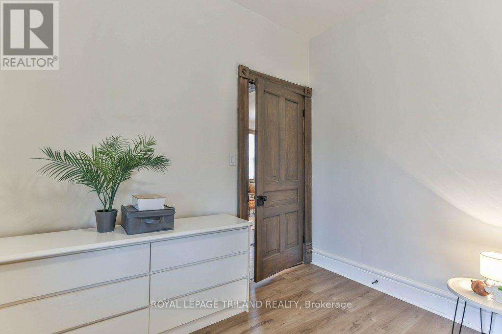 976 Dame Street, London East, Ontario  N5Z 1M6 - Photo 34 - X12708918