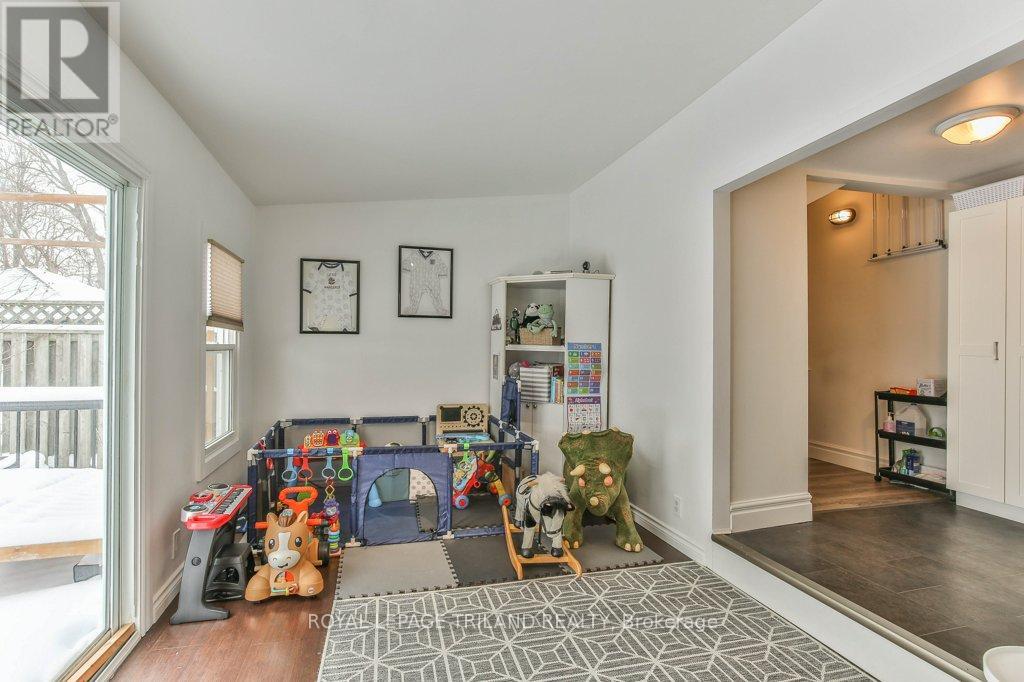 976 Dame Street, London East, Ontario  N5Z 1M6 - Photo 37 - X12708918