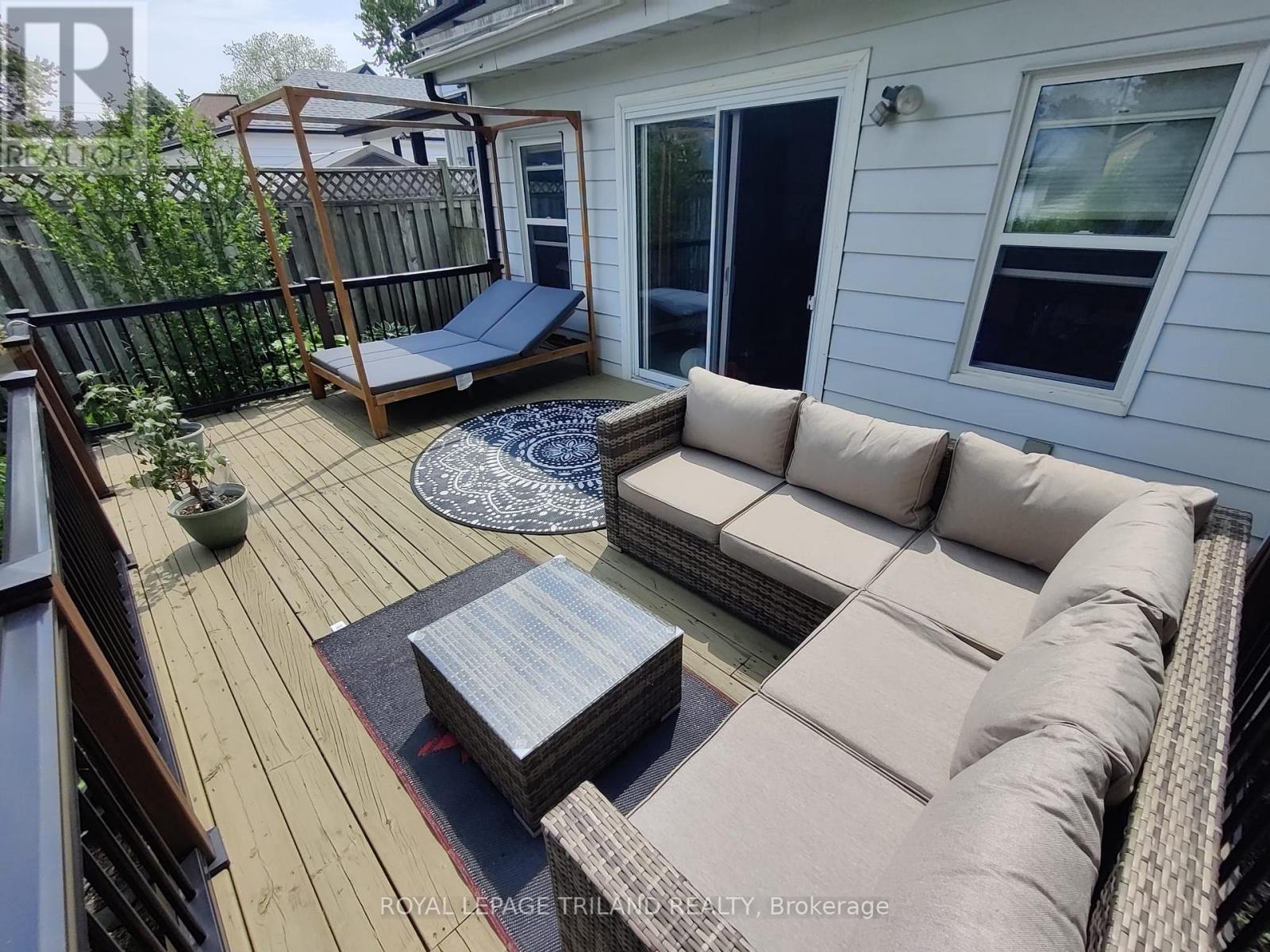 976 Dame Street, London East, Ontario  N5Z 1M6 - Photo 43 - X12708918