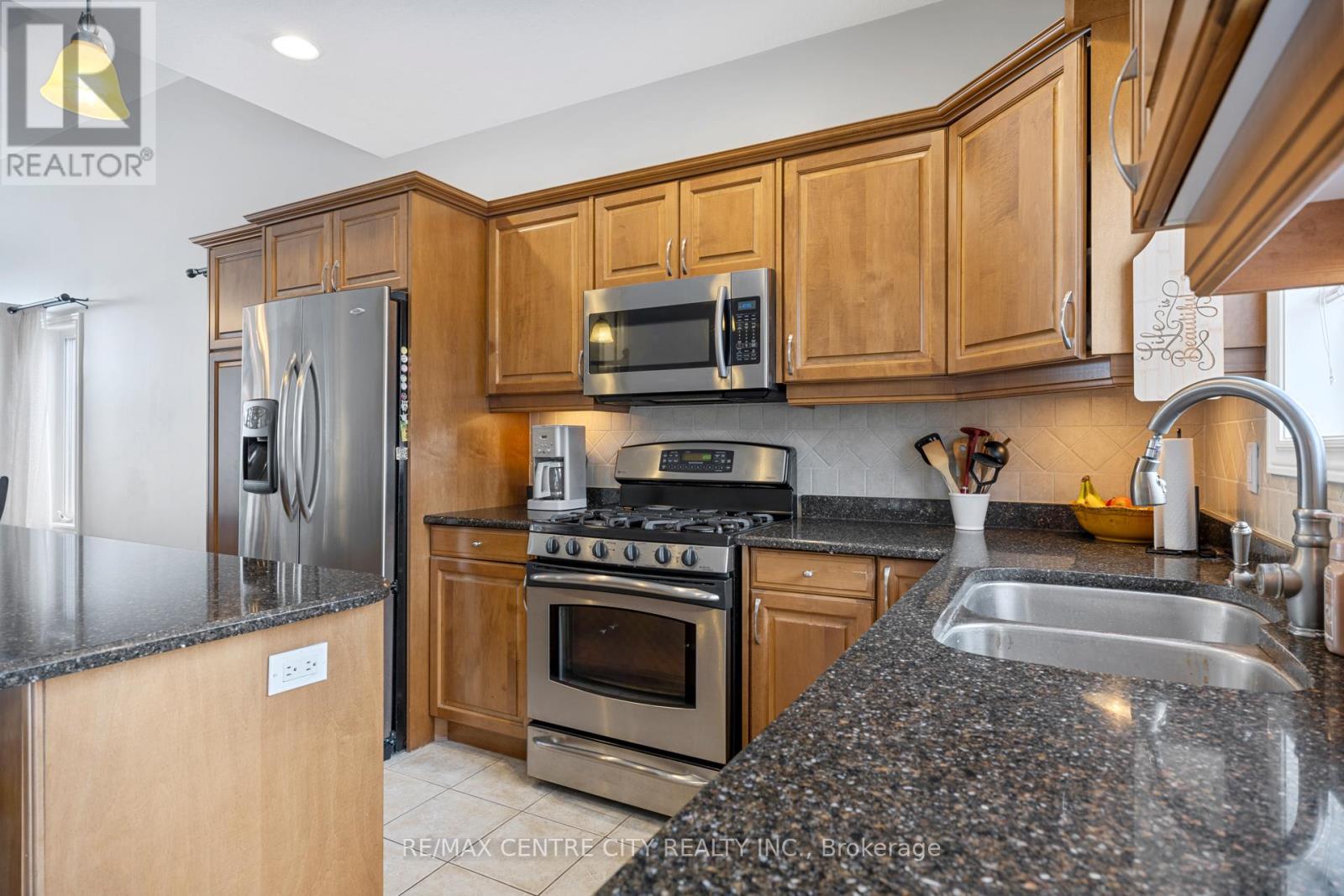 47 Hagerman Crescent, St. Thomas, Ontario  N5R 6K2 - Photo 10 - X12709004